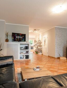 MANNELLA * Modernes Wohnen in Bad Honnef - Stilvolle Doppelhaushälfte in familienfreundlicher Lage - Bad Honnef