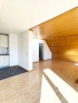 Gut geschnittene 3-Zimmerwohnung - Sulzbach (Taunus)