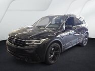 VW Tiguan, 1.5 TSI R-Line IQ Light Dig, Jahr 2022 - Lehrte