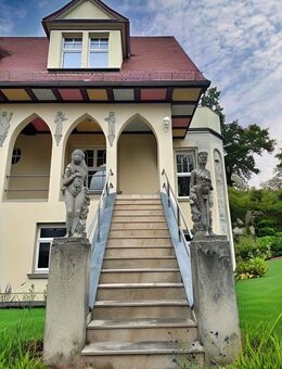 Die Krone der Villa - Wohnen in der historischen Beletage - Dresden