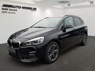 BMW 220 Active Tourer, iA SPORT-LINE HIFI, Jahr 2021 - Aichach Zentrum