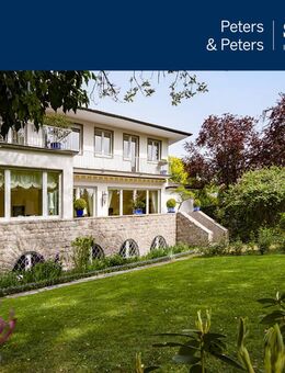 2004 saniert: Imposante Familienvilla mit historischem Flair und malerischer Gartenidylle - Frankfurt (Main)