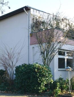 Ideal für gewerbliche Selbstnutzer - gepflegtes Wohn- und Geschäftshaus am Stadtpark Steglitz - Berlin