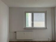 Renovierte 3 Raum Wohnung mit großzügigem Balkon und Aufzug in Gera Lusan - Gera