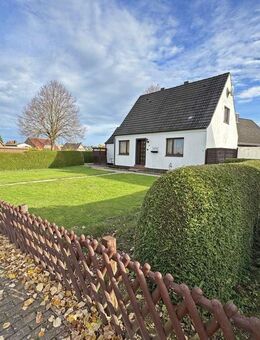 Heidekamp - renovierungsbedürftiges Einfamilienhaus/ Baugrundstück mit Teilkeller in charmanter Wohnlage - Heidekamp