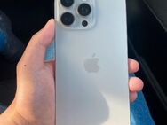 iPhone 16 Pro Max – 256 GB – Wie neu – 100 % Akku - Berlin