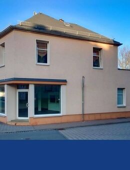 Schleiz im Herzen: Attraktives Stadthaus mit Ladengeschäft, vermieteter Wohnung und Stellplätzen! - Schleiz