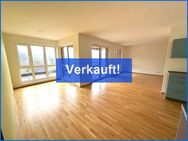 Bezugsfreie und moderne 2,5 Zi.-Penthousewohnung mit Dachterrasse und Fernblick! - Stockach