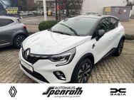Renault Captur, II Techno TCe 140, Jahr 2023 - Jülich