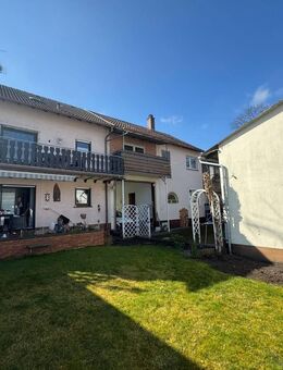 2 Häuser für 2-3 Parteien auf einem Grundstück - Oberhausen-Rheinhausen