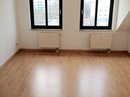Wohnen über der Stadt,helle preiswerte 3-R-Wohnung im DG ca.66 m² in MD- Sudenburg zu vermieten ! - Magdeburg