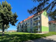 PRESSEL * ERSTBEZUG nach umfangreicher Renovierung * 3-ZIMMER-WOHNUNG im ERGESCHOSS * großer BALKON * RUHIGE WOHNANLAGE - Laußig