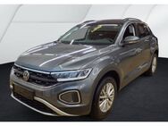 VW T-Roc, 1.0 TSI Life Dig Parklenk, Jahr 2024 - Hannover