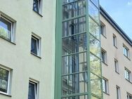 ERSTBEZUG nach SANIERUNG -- seniorenfreundliche Wohnung mit LIFT-Zugang barrierefrei-Südblk/Loggia - Drebach