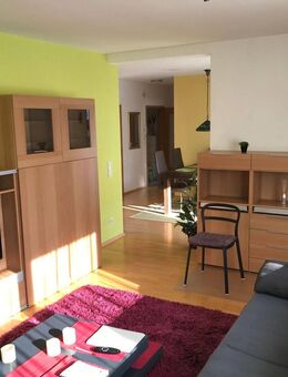 2,5 Zi. Whg. sehr zentral, 3 Min. vom See entfernt, teilmöbliert - Friedrichshafen