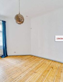 IMMOBERLIN.DE - Attraktive Altbauwohnung in beliebter Ruhelage von Prenzlauer Berg - Berlin
