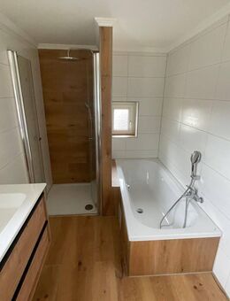 vollsanierte 3 - Raum - Wohnung im Erdgeschoss mit kompletten Bad und Fußbodenheizung - Zahna-Elster