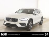 Volvo V60, Cross Country Plus AWD B5 Benzin EU6d digitales Sitze, Jahr 2024 - Wuppertal