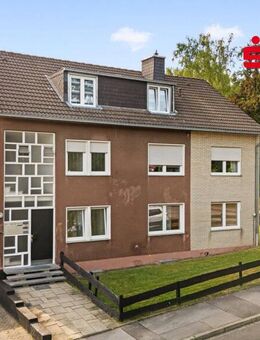 Gepflegtes 3-Familienhaus in beliebter Wohnlage samt 2 Garagen - teilweise vermietet - Stolberg (Rheinland, Kupferstadt)
