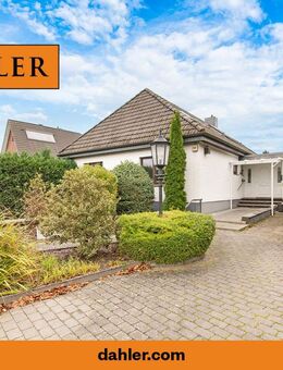 Großzügiges Einfamilienhaus mit Schwimmbad, Sauna und diversen Raffinessen - Halstenbek