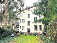 Frankfurt-Dornbusch! MFH - Bj. ca. 1935 - mit ca. 564 m² Wohnfläche und 621 m² Grundstück. - Frankfurt (Main)