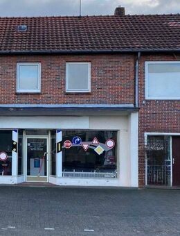 Gewerbeeinheit mit Einliegerwohnung in 1A-Lage Wahnbek - Rastede