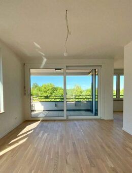 Hochwertige 3-Zimmer-Neubauwohnung inkl. EBK und West-Balkon - Ludwigsburg