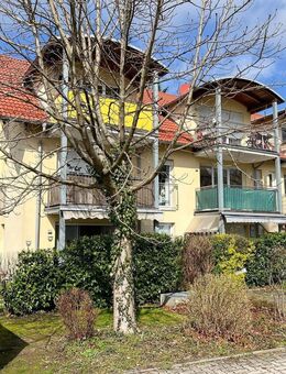 Bezugsfreie 2-Zimmer-Wohnung im Erdgeschoss mit Terrasse und kleinem Garten - Feldkirchen (Regierungsbezirk Oberbayern)