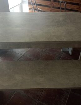 Esstisch mit 2 Bänken - Neustadt (Wied)