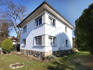 DORNRÖSCHEN IN BESTLAGE.......RESERVIERT - Darmstadt