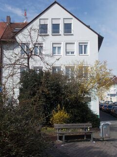 Lage, Lage, Lage, charmante 2 1/2 Zimmer-Dachterrassenwohnung, zentral und ruhig gelegen Nähe Wöhrder See