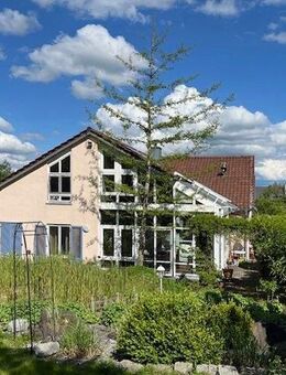 Stilvolle Villa - Einfamilienhaus mit Einliegerwohnung in Oberbeuren - Kaufbeuren
