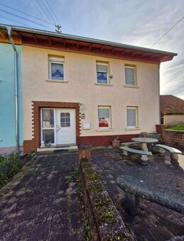 Solide Doppelhaushälfte mit Garage - Berschweiler (Baumholder)