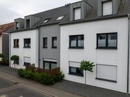 Schöne 3ZKB-Wohnung mit Balkon und 2 Stellplätzen in Irrel! - Irrel