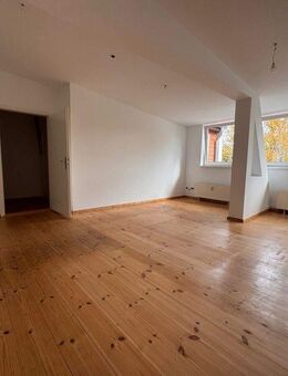 Sterndamm: 3-Zi-DACHGESCHOSS-Whg, ca. 83 m², Gemeinschaftsterrasse, Aufzug per SOFORT zu VERMIETEN - Berlin
