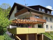 Simonswald ++ Schönes 2-Fam.-Haus im Grünen, mit ELW, großem Garten und großer Doppel-Garage - Simonswald