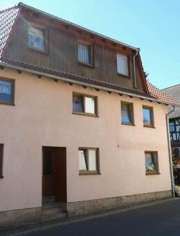 Zwangsversteigerung: Wohnhaus mit Potenzial in Rhönblick - Rhönblick