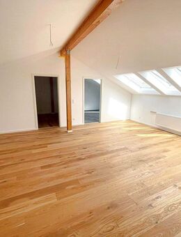 Ideal als Kapitalanlage: Vermietete Dachgeschosswohnung - Burgkirchen (Alz)