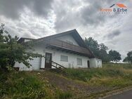 Modernisierter Bungalow mit ausgebautem Dachgeschoss und Garten in ruhiger Lage von Lautertal - Lautertal (Vogelsberg)