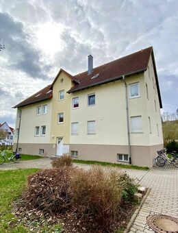 Schöne 3-Zimmer-Wohnung mit Süd-Balkon in gepflegter Wohnanlage ! - Untermaßfeld