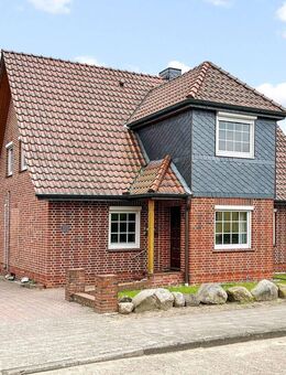 Gepflegtes 5-Zimmer-Einfamilienhaus mit großem Grundstück in Schneverdingen - Schneverdingen