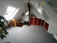 42 m² Dachgeschosswohnung + 30 m² ausgebauten Dachgeschoss - Wuppertal