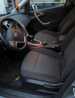 Opel Astra J Active - Landscheid