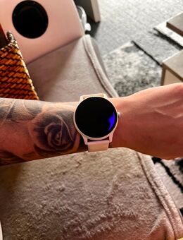 Smartwatch , wie neu, mit Ladekabel - Berlin Lichtenberg