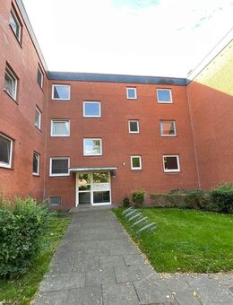 2 Zimmer-Wohnung mit Balkon und Tageslichtbad mit Wanne im Erdgeschoss (Hochparterre) - Brunsbüttel