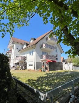 Erdgeschoß mit Südostterrasse in Ortsrandlage - Bad Krozingen