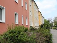 Praktische 2-Zimmer-Wohnung mit Dusche sucht neue Mieter! - Heidenau (Sachsen)
