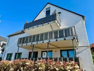 Platz an der Sonne - 2,5 Zi.- Neubau-Whg. mit riesigem Balkon, EBK und TG-Stellplatz - Zirndorf