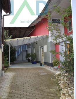 8 % Rendite - TOP saniertes 3 Familienhaus im Altstadtkern - Schleusingen