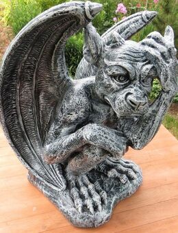 Gargoyle magische geflügelte Wesen Dekofiguren - Hergisdorf